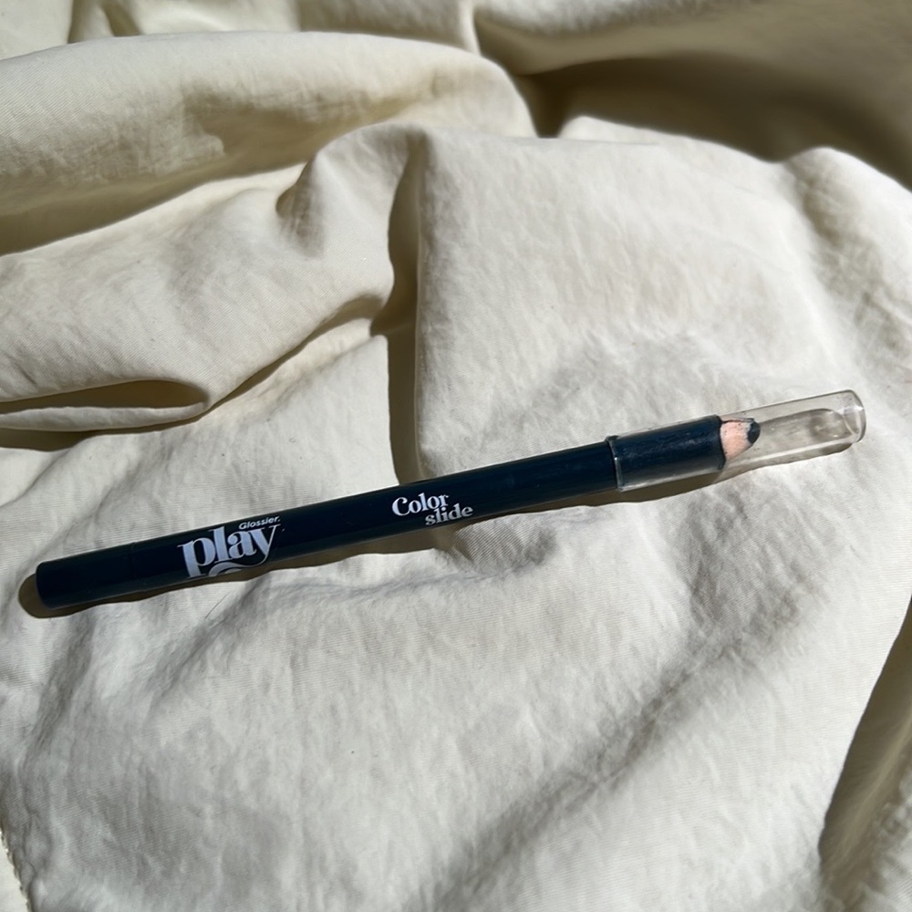 RARE! Glossier - Colorslide Eye Pencil in Hard Velvet